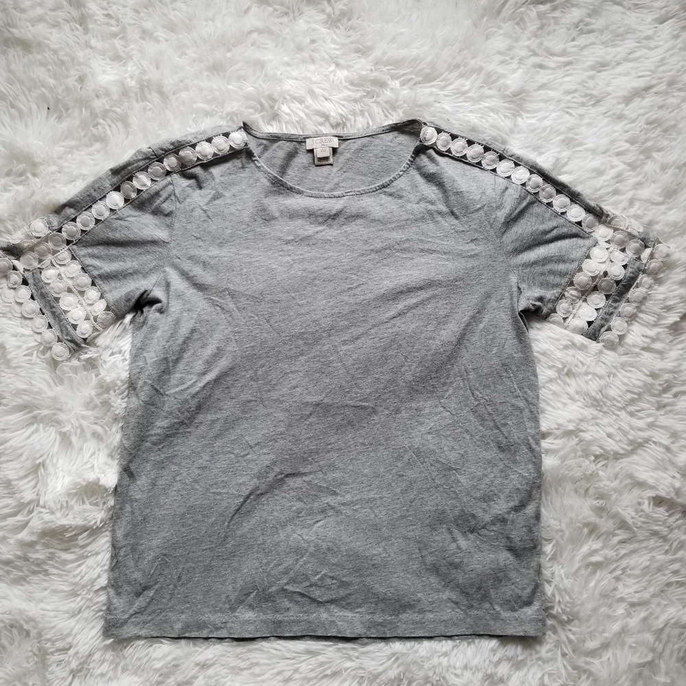 Eyelet top